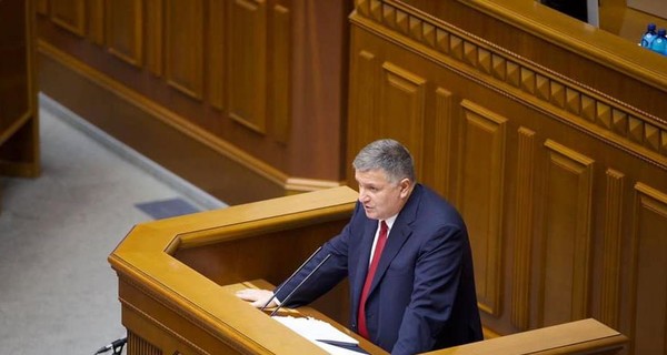 Перестрелка в Броварах: глава МВД заявил, что наказали и полицейских