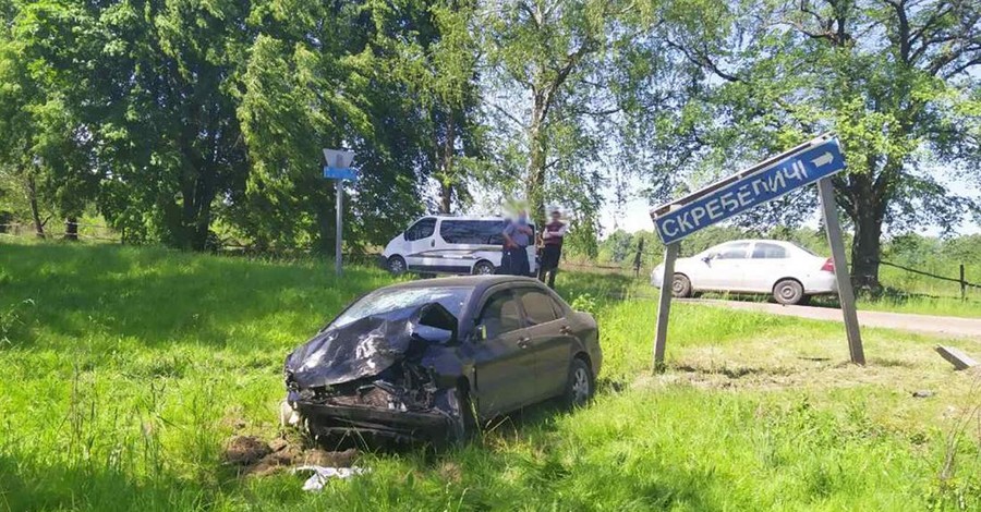 На Житомирщине полицейский устроил смертельное ДТП. Среди погибших маленькая девочка