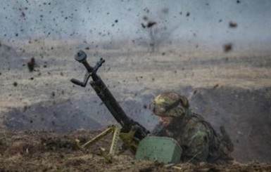 В зоне ООС под обстрелами получил ранение украинский боец