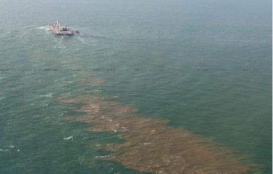Оштрафован капитан судна, которое загрязнило акваторию Черного моря в Одессе