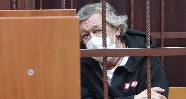Михаил Ефремов публично попросил прощения у семьи Сергея Захарова
