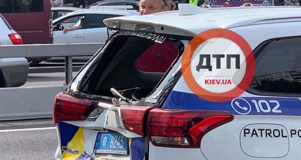 В Киеве полицейскую сбили во время оформления ДТП: ее госпитализировали в тяжелом состоянии 