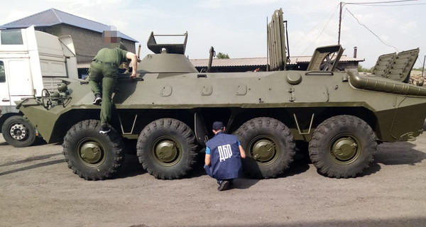 На Донбассе нашли БТР, похищенный пять лет назад