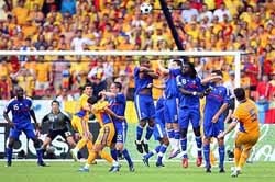 ЕВРО 2008: Французские футболисты устроили мордобой в раздевалке  