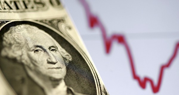 Курс валют: евро резко вырос, а доллар падает