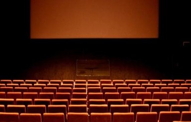 Кабмин разрешил открыть в Украине кинотеатры: названа дата и условие