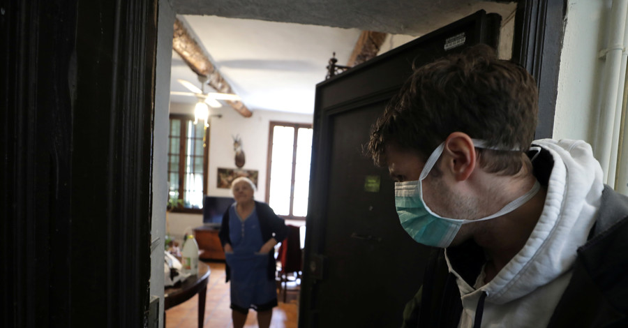 Коронавирусом в Украине за сутки заболели 1 тысяча 109 человек  