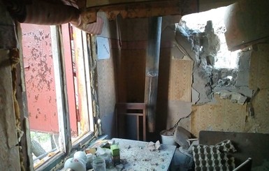 На Донбассе в результате обстрелов погибла женщина 