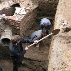 Раскопки Десятинной церкви в Киеве доверили луганским археологам 