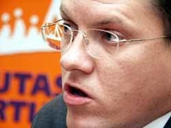 Латвийский политик хочет отрезать язык журналистке 