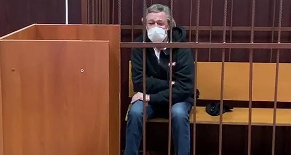 Михаил Ефремов отказался признать вину в смертельном ДТП