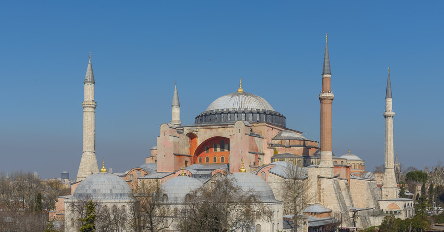 Собор Святой Софии в Турции преобразовали в мечеть: Эрдоган подписал указ