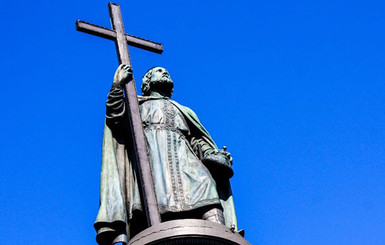 ПЦУ и УПЦ не будут проводить крестный ход к годовщине Крещения Киевской Руси