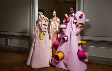 Мода во время пандемии: голландские дизайнеры Viktor & Rolf представили 