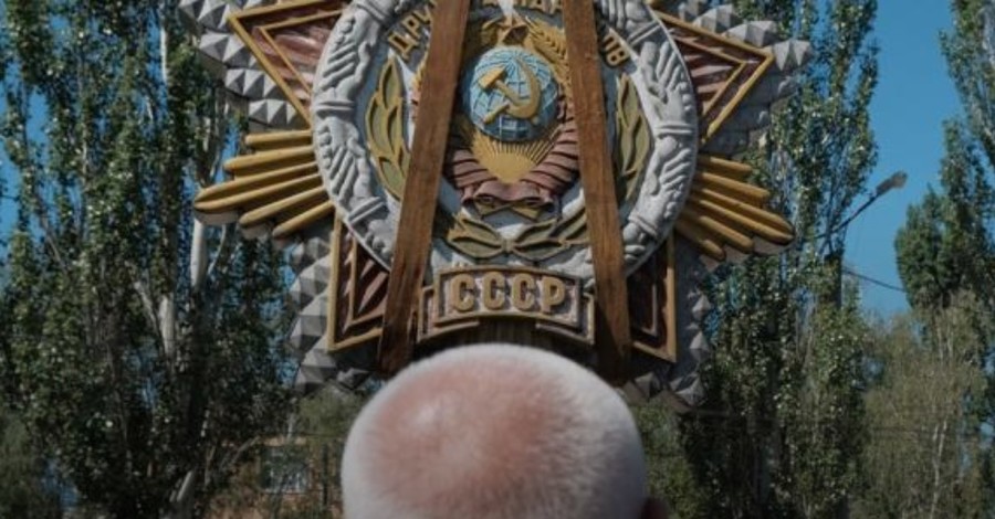 В Кропивницком снесли последний коммунистический символ