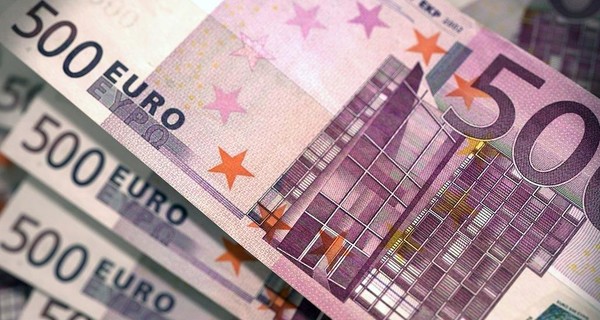 Европу завалят деньгами: что будет с курсом евро