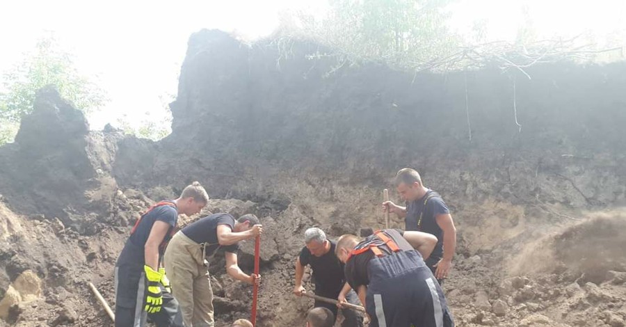 Трое людей погибли под завалами песка в карьерах Киевской и Днепропетровской областей