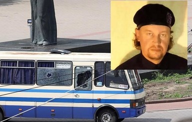Луцкий террорист отпустил первых трех заложников