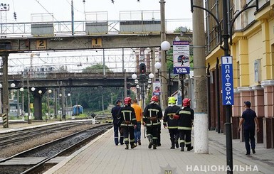 Пошутил: полиция поймала мужчину, который заминировал вокзал Тернополя