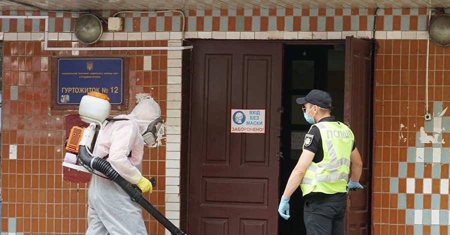 В Киеве - три новых вспышки коронавируса: в КПИ, мужском монастыре и Печерском суде