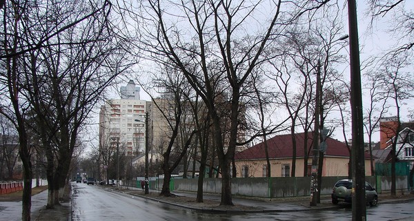 В Киеве переименовали улицу Российскую в честь бойца, погибшего под Иловайском