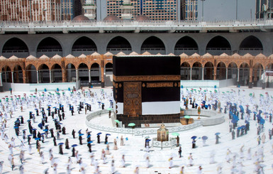 Хадж во время пандемии: в Саудовской Аравии началось ежегодное паломничество мусульман в Мекку