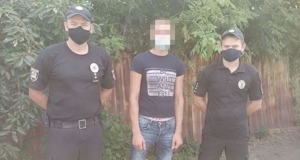 В Луганской области задержали парня, который сжег флаг Украины