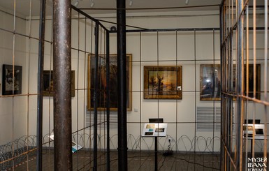С коллекции картин Порошенко сняли арест накануне завершения выставки в музее Гончара