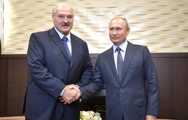 Путин позвонил Лукашенко, чтобы обсудить выборы, коронавирус и задержание россиян в Минске