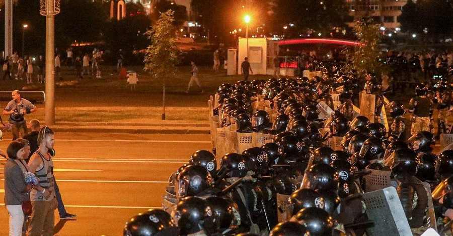 Выборы президента Беларуси-2020: ночью в стране прошли массовые протесты, ЦИК объявил результаты с опозданием