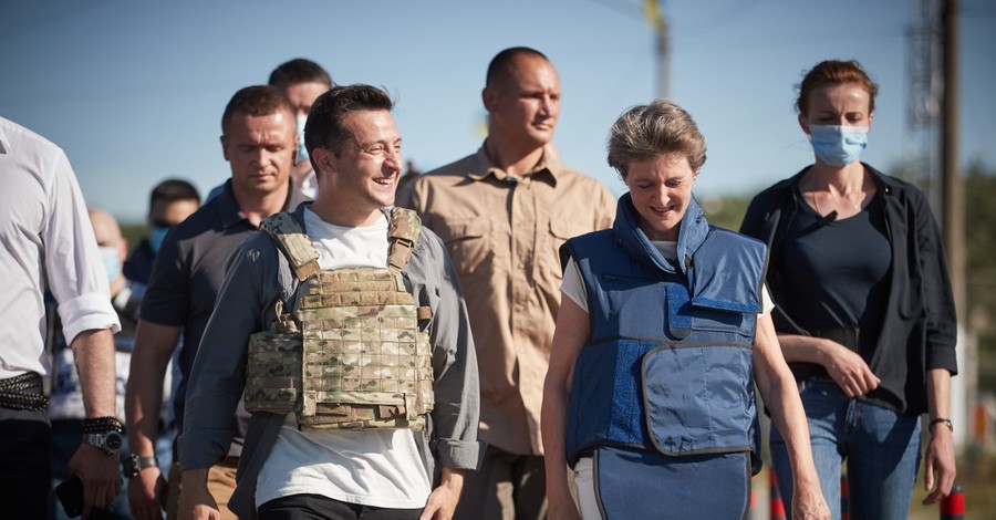 Президент Швейцарии: Поездка в Донбасс произвела на меня глубокое впечатление