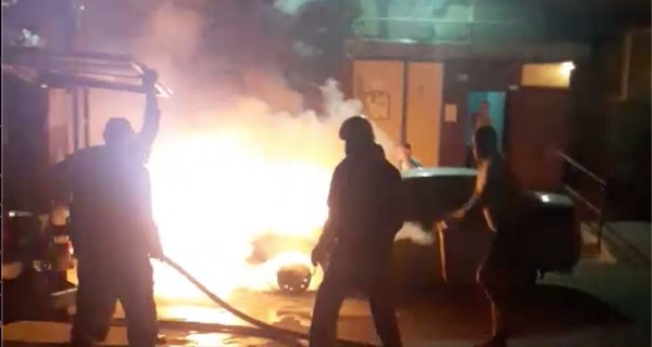 Мендель о поджоге автомобиля журналиста в Киеве: Ситуация полностью недопустима