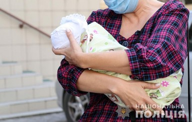 В Донецкой области полиция помешала продать новорожденного мальчика