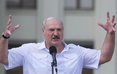 Лукашенко:  митингующие - как гестапо, оппозиция - 
