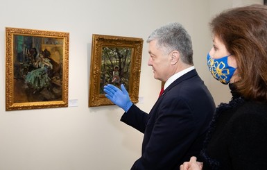 Печерский суд повторно арестовал коллекцию картин Порошенко
