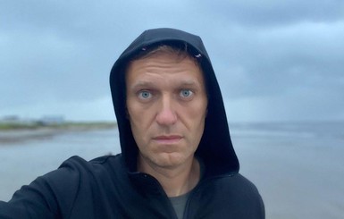 Российские СМИ: Навального могли отравить галлюциногеном