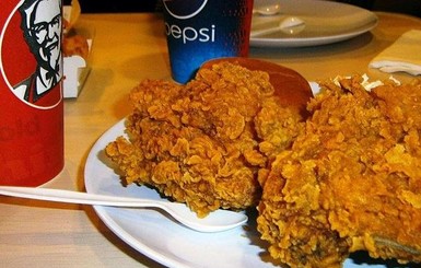 Из-за коронавируса KFC отказалась от слогана, который использовала 64 года