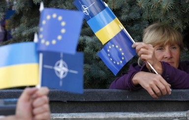 Зеленский: лидеры ЕС должны четко объявить условия для получения Украиной полноправного членства
