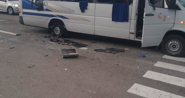 Кива сообщил о расстреле автобуса своей организации под Харьковом и трех раненых