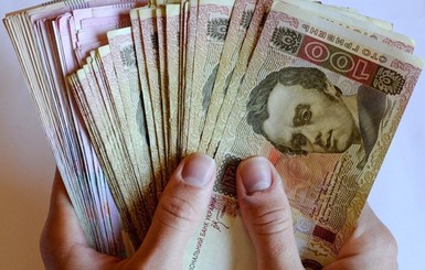 В Украине повысили минималку до 5 тысяч гривен: Зеленский подписал закон