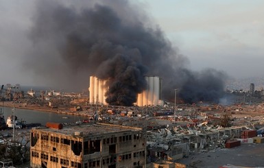 Взрыв в Бейруте: спасатели ищут под завалами человека спустя месяц