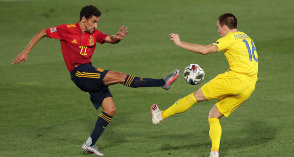 Сборная Испании разгромила сборную Украины