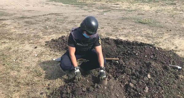В Донбассе украинских воинов дважды обстреливали из гранатометов
