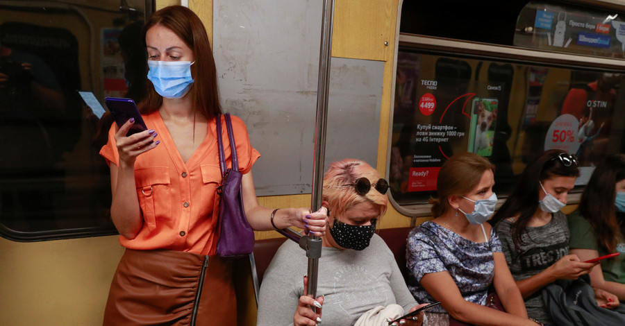 Коронавирус в Украине: почти 3 тысячи новых случаев за сутки, из них в Киеве - 356 