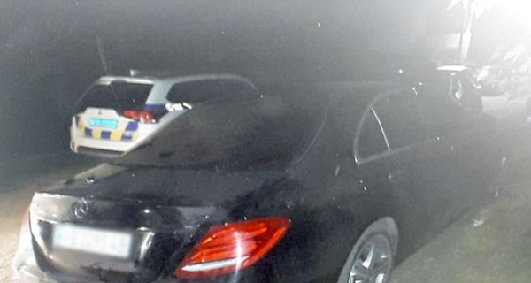 Под Киевом двое мужчин похитили парня и бросили его в лесу