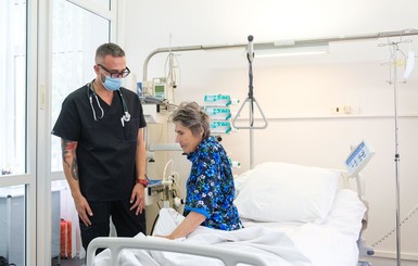 В Украине провели уникальную операцию по удалению опухоли весом 4,5 килограмма