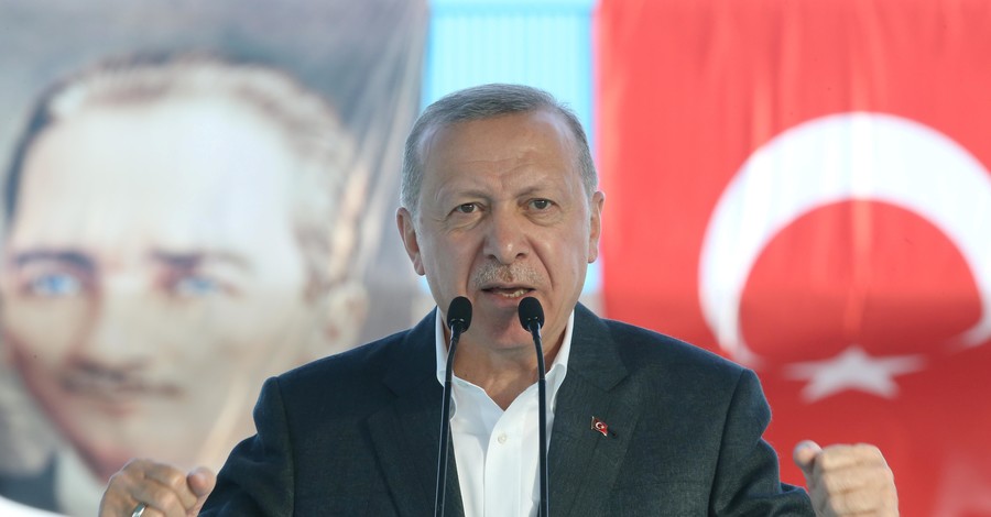 Турция вызвала посла Греции: газета отправила Эрдогана на три буквы