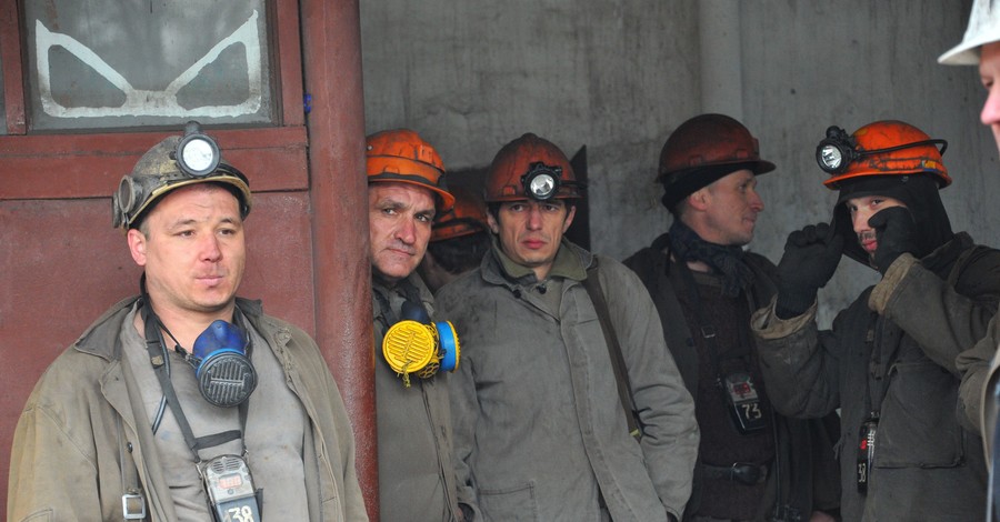 Работа в Донецке: артистам разговорного жанра платят больше, чем шахтерам