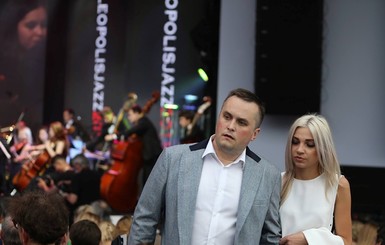 СМИ: Девушка Холодницкого попала в ДТП во Львове