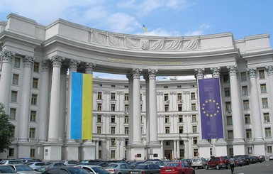 Послом Украины в Швеции стал эксперт по Минским переговорам, в Италии – специалист по протоколу